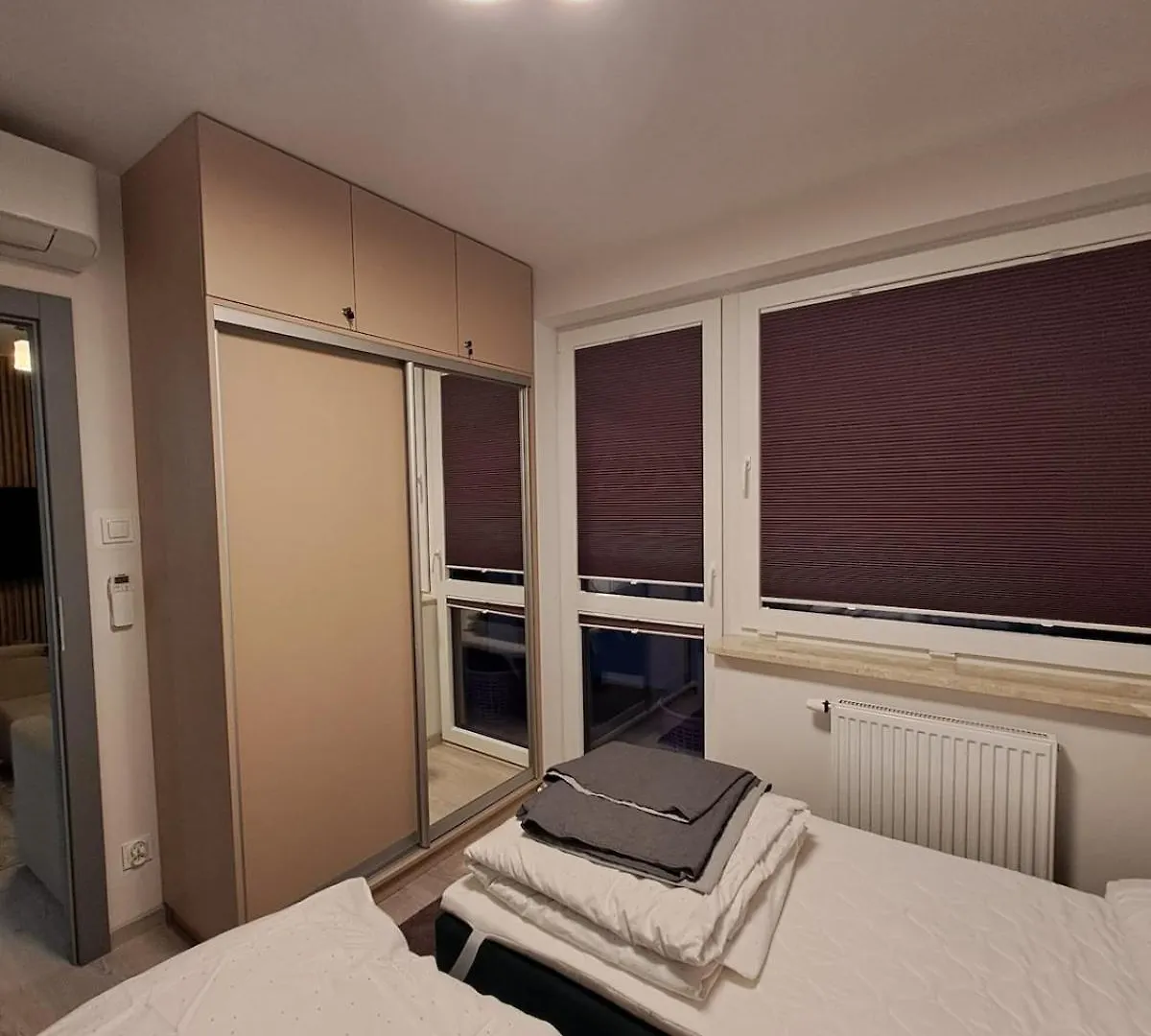 Warsaw Smart Apartment 2