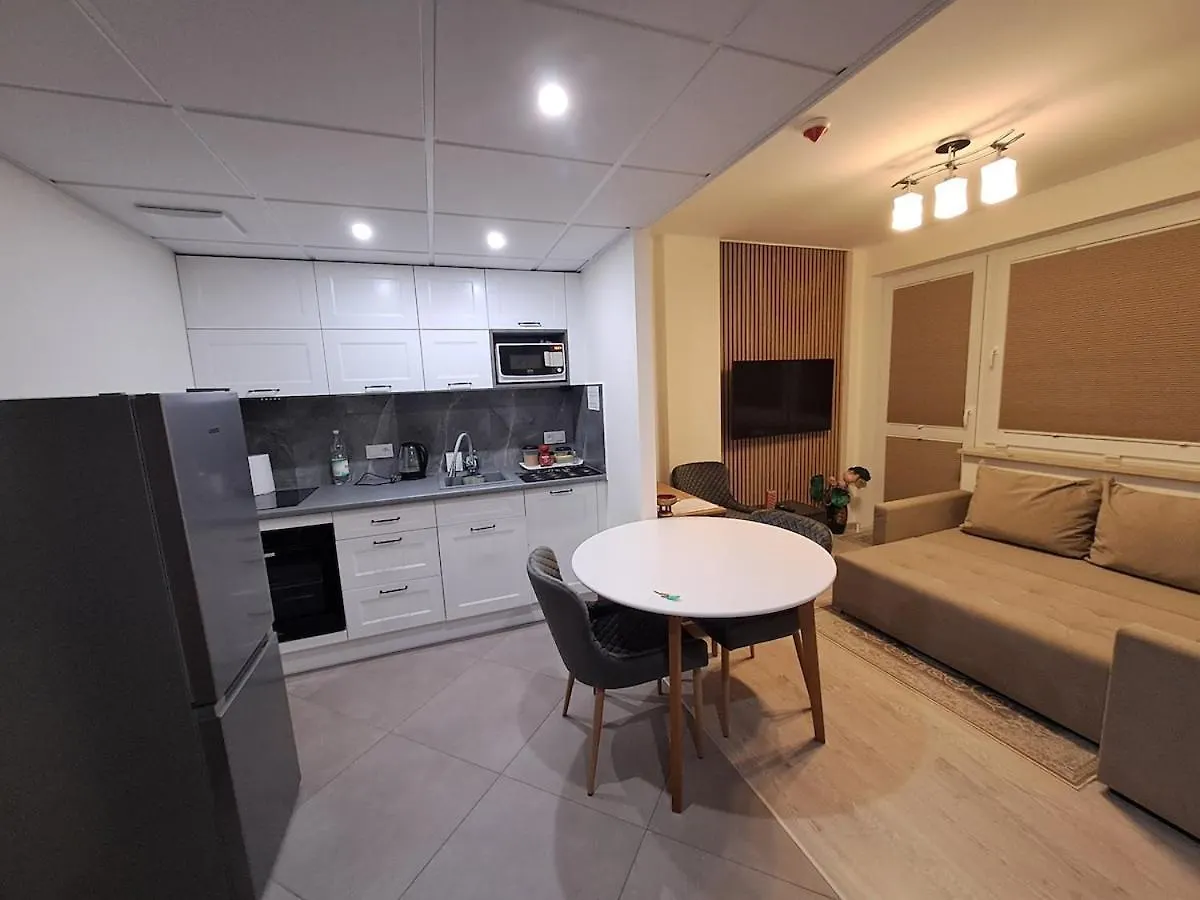 Warsaw Smart Apartment 2